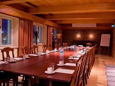 Hotelli Merihovi 4*