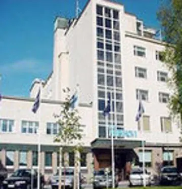 Merihovi 4*